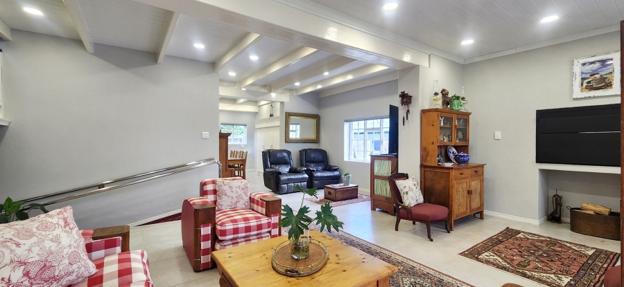 3 Bedroom Property for Sale in Bredasdorp Western Cape